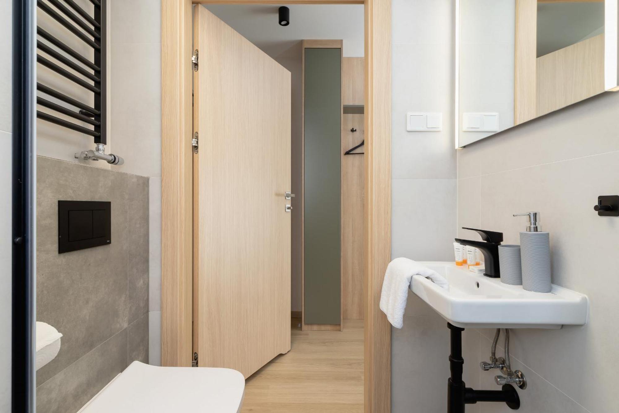 Modern Studios With Air Conditioning In Downtown Krakow By Noclegi Renters Экстерьер фото