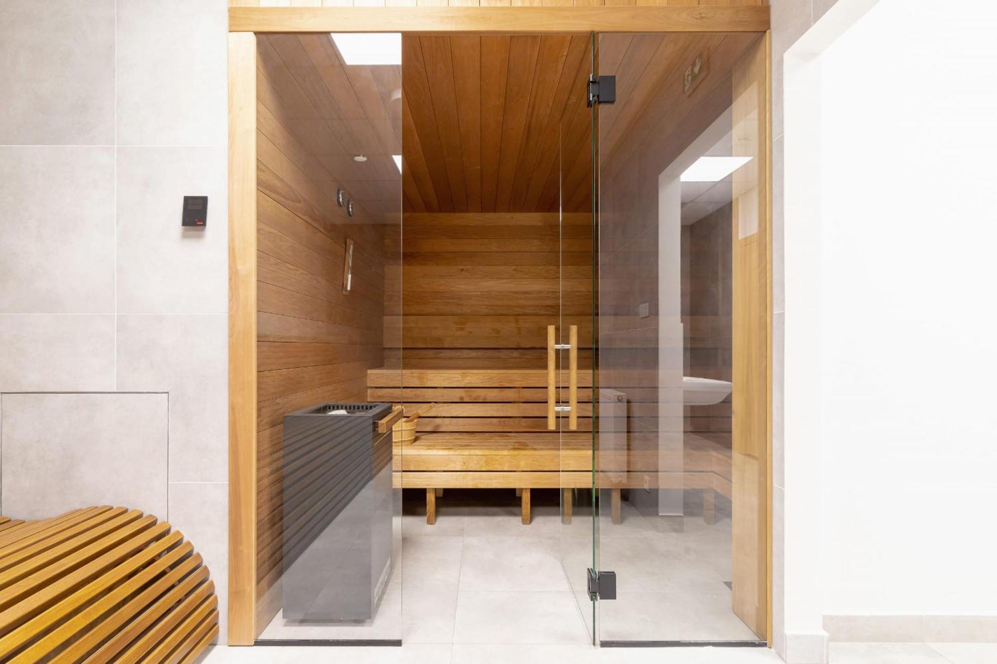Modern Studios With Air Conditioning In Downtown Krakow By Noclegi Renters Экстерьер фото